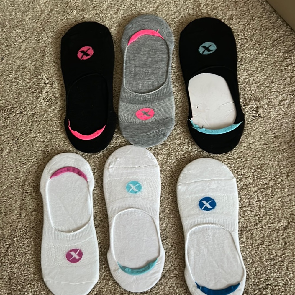 6 pair S/m size Super Invisible No Show Socks.